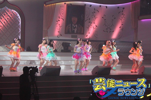 AKB48選抜総選挙 各グループがライブパフォーマンスでも熱い激突を見せる