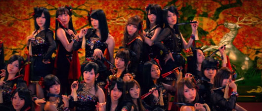 AKB48新チーム体制収録曲のMV解禁！花魁、バンド、学校の制服など