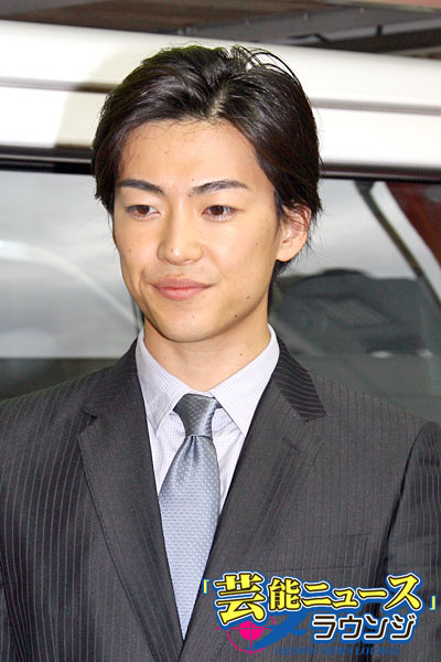 大東駿介、「モテリーマン」な街宣活動に安田顕が嫉妬！高畑充希はドSなOL役