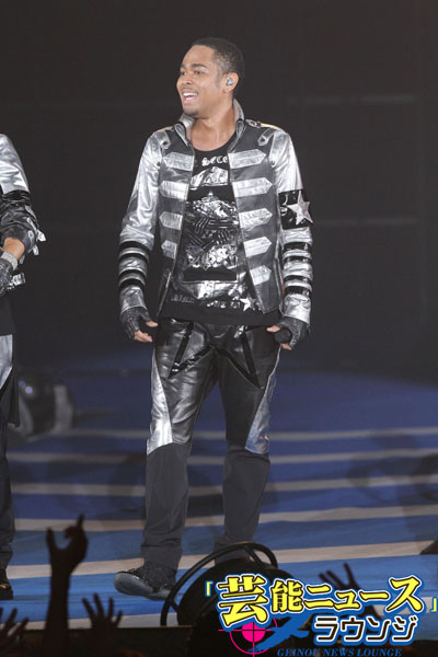 「THE SECOND from EXILE」ガールズアワードで初お披露目！場内ファン一体で熱狂