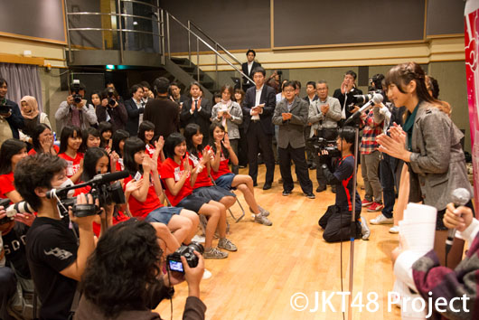 JKT48最終オーディション日本で開催！高城亜樹、仲川遥香歓喜に沸く中メッセージ
