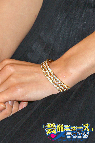 AKB48秋元才加、ロックオペラ「モーツアルト」で初の妻役！AKBの看板背負っている