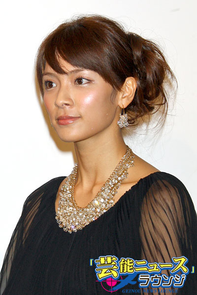 AKB48秋元才加、ロックオペラ「モーツアルト」で初の妻役！AKBの看板背負っている