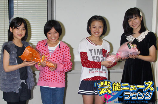 [独占インタビュー]2012年度アニー役の松田亜美と菊地愛！サンディ稽古は大変です
