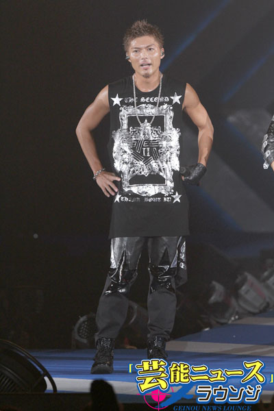 「THE SECOND from EXILE」ガールズアワードで初お披露目！場内ファン一体で熱狂