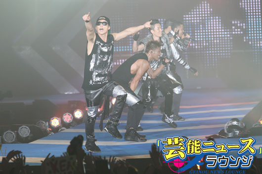 「THE SECOND from EXILE」ガールズアワードで初お披露目！場内ファン一体で熱狂