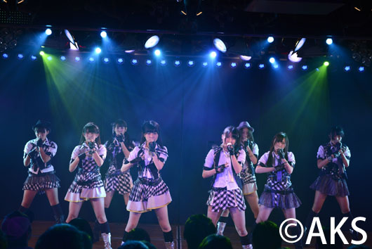 AKB48本拠地秋葉原で7周年記念公演開催！計87人の豪華メンバーたちが全20曲を熱唱