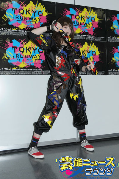 【東京ランウェイS／S】きゃりーぱみゅぱみゅ“忍者”衣装でパフォーマンス！「アウェーかなと…」