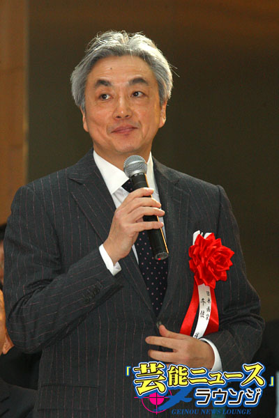北乃きい、「サクラサク郵便局長」で日本郵便初の商業施設「KITTE」開業テープカット