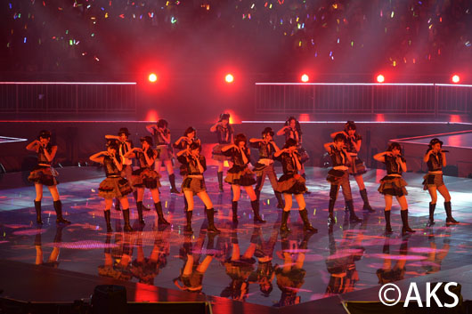 SKE48初単独武道館は31曲MCなしのぶっ通しで1万1000人熱狂！松井珠理奈ダジャレからかわれはにかむ