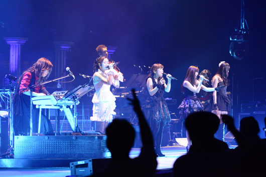 梶浦由記「Kaji Fes2013」に5000人熱狂！ボーカルゲスト集結に「音楽を続けたご褒美」