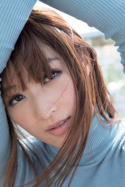 ミスFLASH2012葉加瀬マイついに初写真集発売！26歳の素顔とスタイルで魅せる
