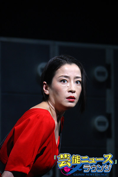 宮沢りえ、猥雑なシーンにも迫力の“艶技”！古田新太から「日本最後のアングラ女優」を拝命