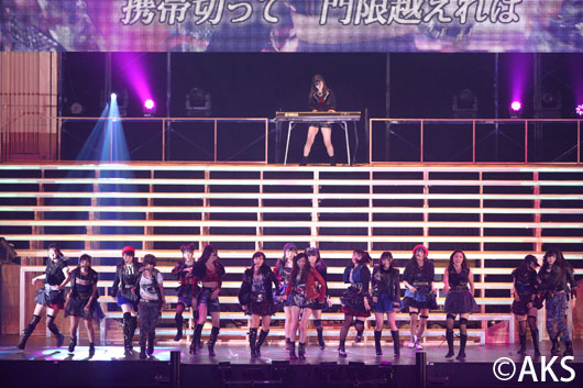 SKE48横浜アリーナ公演に1万2000人！だ～す～＆つ～ま～無理矢理パフォーマンスに満足げ