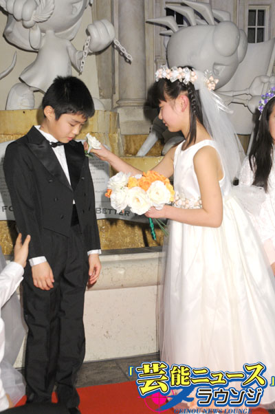 子どもの本格模擬結婚式「ウェディングセレモニー」スタート！世界キッザニア初