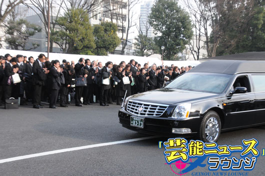 永井一郎さん告別式 出棺に全員で「バカモン！」…後輩らは「これが俺の家族だ」