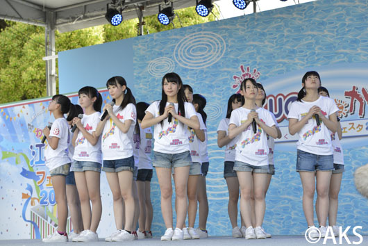 AKB48チーム8熊本で初パフォーマンス！2曲でセンターの下青木香鈴ファンのお陰で「やりきれた」