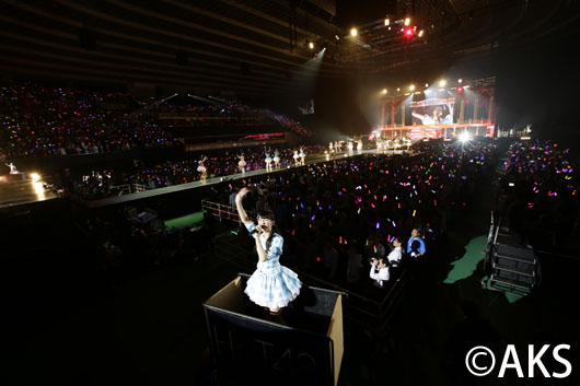 HKT48初大阪公演開催で7000人！朝長美桜にハプニングや村重杏奈のNMB48兼任エピソード披露