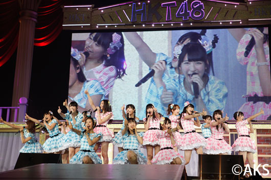 SKE48松村香織 HKT48ツアー公演に客席から“乱入”！「マツムラブ！」サプライズで披露