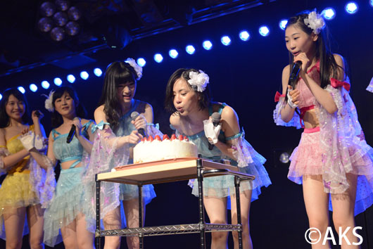 塚本まり子AKB48劇場デビューで38歳誕生日祝福！チーム4メンバーの温かさに涙
