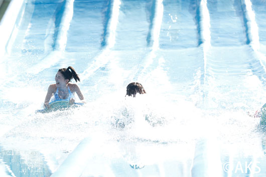 SKE48須田亜香里ナガスパ傾斜60度のフリーフォールに絶叫！“水着選抜”7人のメイキング画像公開