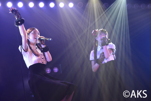AKB48チーム8がAKB48劇場＆SKE48劇場で公演開催！涙ぐみ抱き合うメンバーも