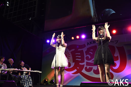 「AKB48グループ夏祭り」で水着グラビアコンテスト開催！土保瑞希ら恥じらいながら盛り上げる