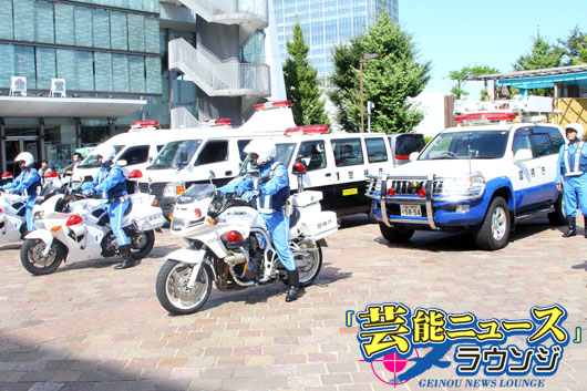 西内まりや、渋谷署一日警察署長でハチ公前広場は騒然！「悪いコトしたら逮捕しちゃうぞ」