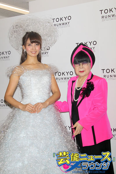 加藤夏希、結婚式は「ハデ派でお色直し4回」を希望！子供は「式を上げてから」【東京ランウェイ2014AW】