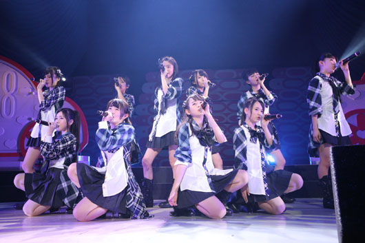 AKB48チーム8が1周年記念コンサート！最年少12歳の新福岡メンバーもお披露目