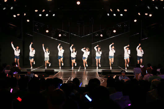 AKB48ドラフト候補生ステージに前座で登場！元気でフレッシュなパフォーマンスを披露