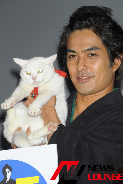 北村一輝“相棒”猫あなごの抱き心地は「最高ですよ」