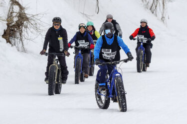 雪上の新体験、戸狩温泉スキー場の「雪ちゃり」が2024年1月13日に営業開始