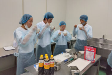 長田高校×ミツカンが生んだ「ぽん鍋缶」開発をアイナスがサポート。若き創造力で缶詰の新たな可能性に期待！