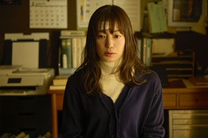 菅野美穂、撮影中の怪現象を語るインタビュー中にも…!赤楚衛二、心霊スポットで誕生日祝い!?