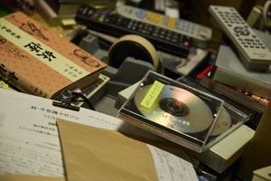 菅野美穂、撮影中の怪現象を語るインタビュー中にも…!赤楚衛二、心霊スポットで誕生日祝い!?