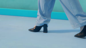 白石麻衣 全期間固定金利の住宅ローン「フラット35」新CM！「ちょっと微妙かも」と自嘲する味噌汁との取り合わせは？