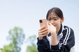 鈴木愛理 単独初主演映画で主題歌の歌と作詞を担当！「大切な誰かに「ありがとう」と「ただいま」を伝えたくなるような」