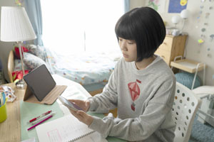 鈴木愛理 単独初主演映画で主題歌の歌と作詞を担当！「大切な誰かに「ありがとう」と「ただいま」を伝えたくなるような」