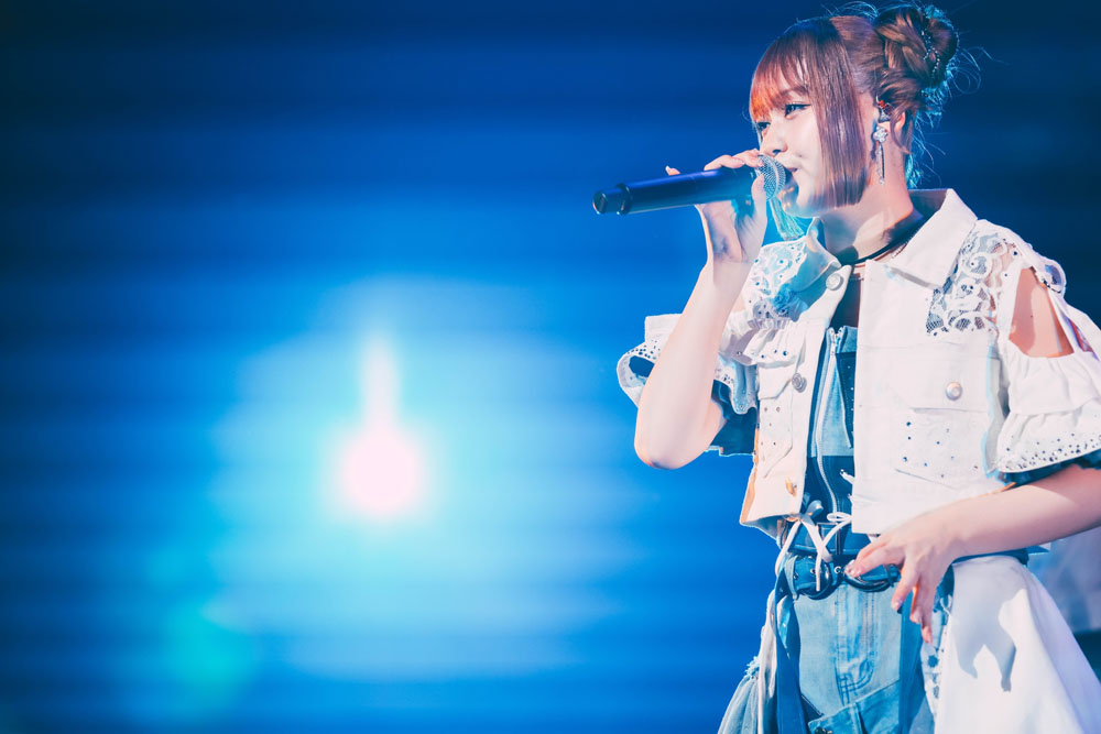 立花日菜、1stコンサート「LIVE IN HOLIC」のオフィシャルレポート!2026年2月にCS放送・TBSチャンネル1で独占放送