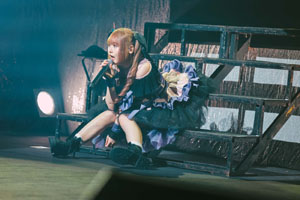 立花日菜、1stコンサート「LIVE IN HOLIC」のオフィシャルレポート!2026年2月にCS放送・TBSチャンネル1で独占放送