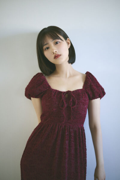 原菜乃華、『日常』を詰め込んだ4月始まりカレンダー発売!「『普段の原菜乃華』を撮ってもらいました」