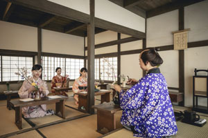 なにわ男子・長尾謙杜、50周年を迎えた東映太秦映画村アンバサダーに就任!「100年に及ぶ歴史の魅力を少しでも皆さんに…」