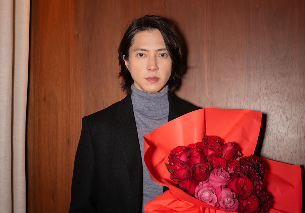 山下智久、バレンタインビジュアル公開 想いを贈り、分かち合う モエ・エ・シャンドン“SHARE THE LOVE”コレクション