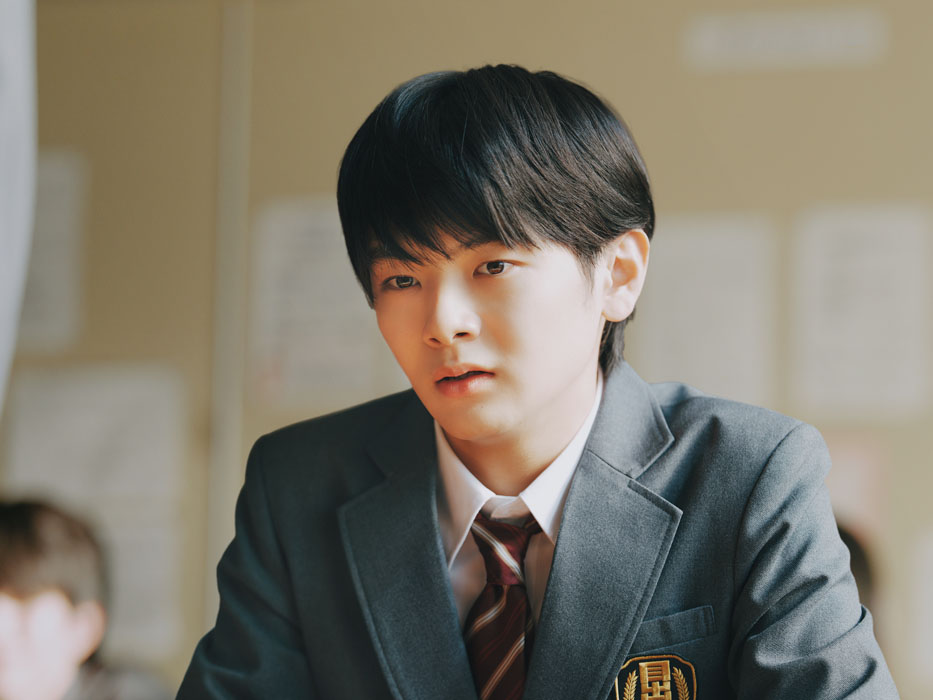 香取慎吾、映画『高校生家族』主演決定!「高校生への憧れがずっとありました。涙涙の高校生役ゲットしました!」