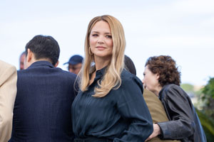 《速報》日本人史上初の快挙!岡本多緒がヴィルジニー・エフィラとカンヌ国際映画祭女優賞W受賞!映画『急に具合が悪くなる』