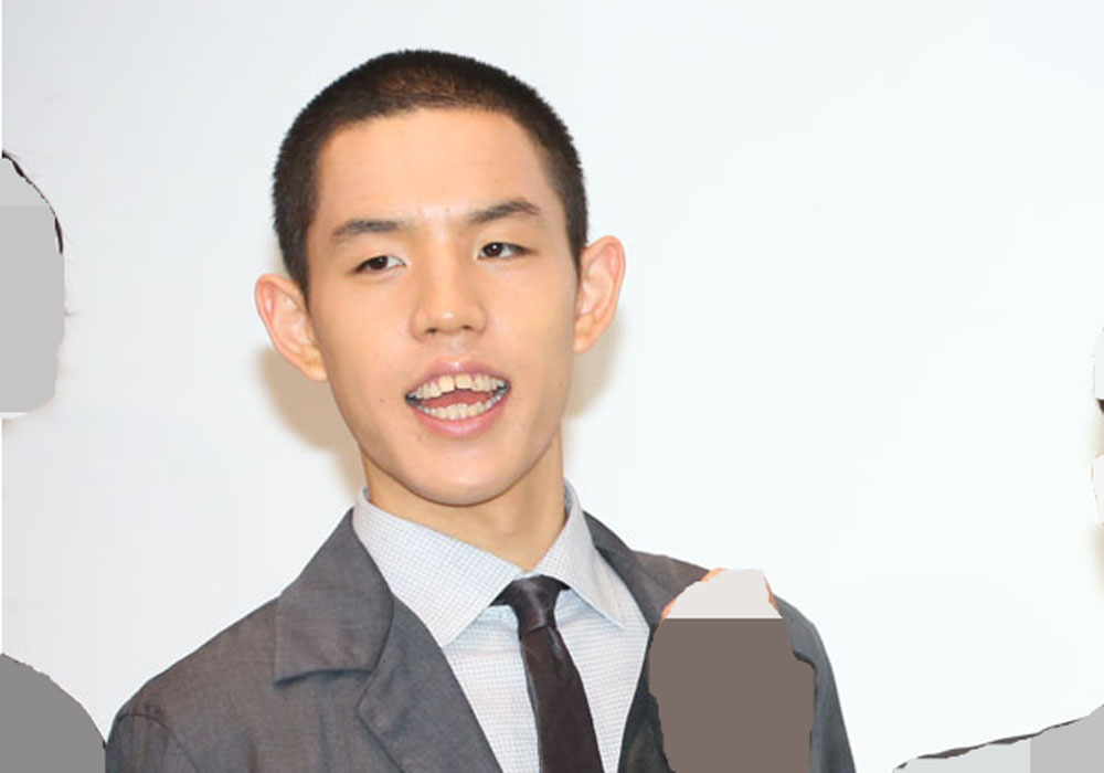 四千頭身・都築拓紀氏、女性の下半身を触るなどした東京都迷惑防止条例違反の疑いで書類送検！所属事務所HPで「謹慎処分」発表