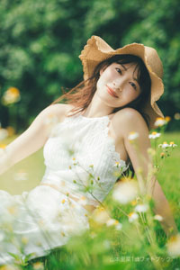フリーアナウンサー山本里奈、1stフォトブック発売!水着グラビア初挑戦「ボディメイクを頑張ったので注目してほしい」