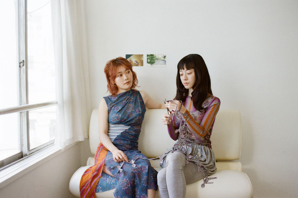 坂東龍汰と髙石あかりが出演! 羊文学が2021年リリースした楽曲「夜を越えて」のスペシャルミュージックビデオが突如公開?!
